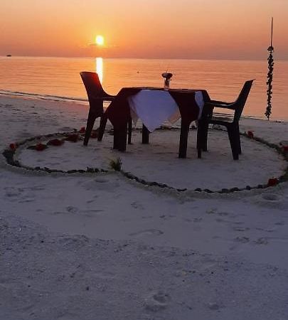 Rashuthere Maldives Rasdhoo Eksteriør billede