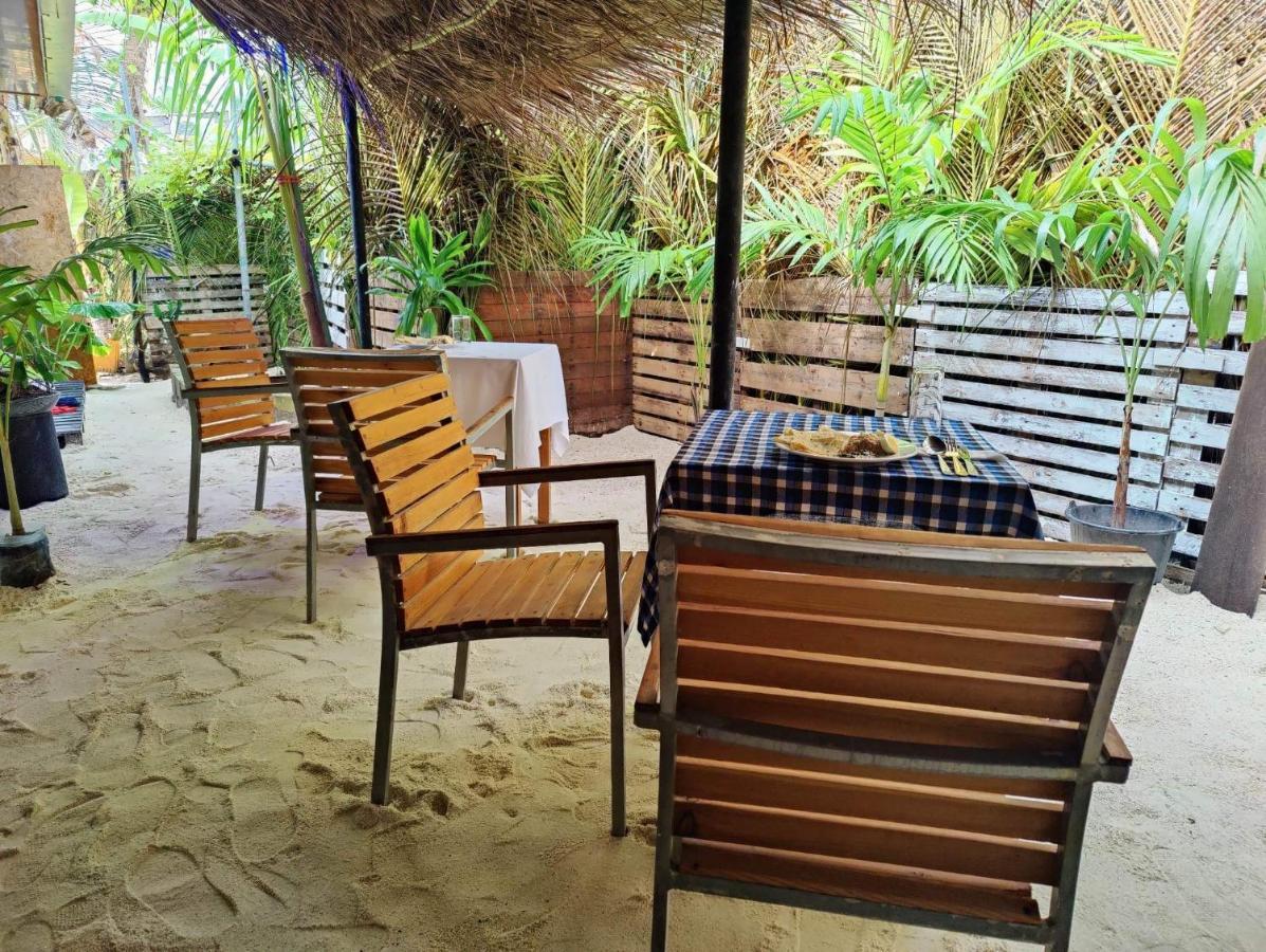 Rashuthere Maldives Rasdhoo Eksteriør billede